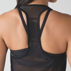 Like New Lululemon Sunshine Salutation Tank, Black